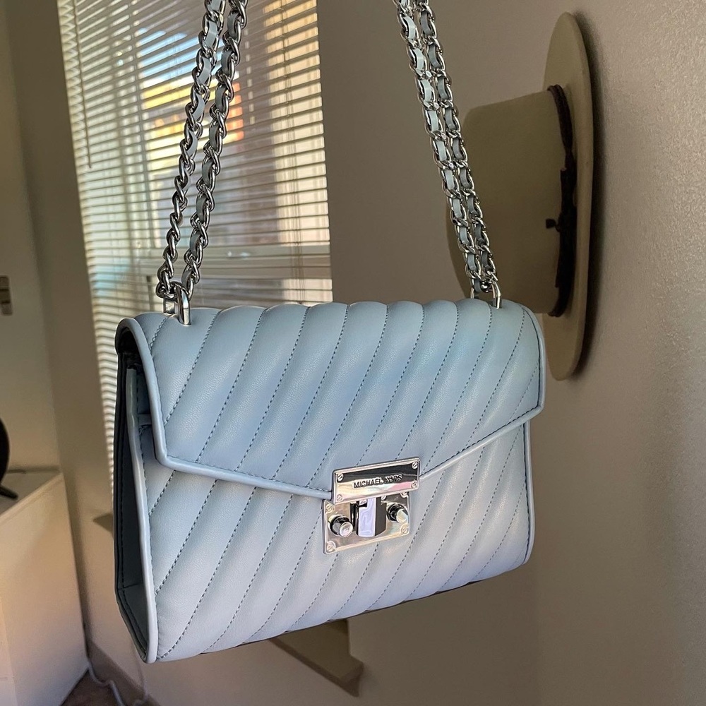 ⚡️SOLD⚡️ Michael Kors Rose Flap Shoulder Bag